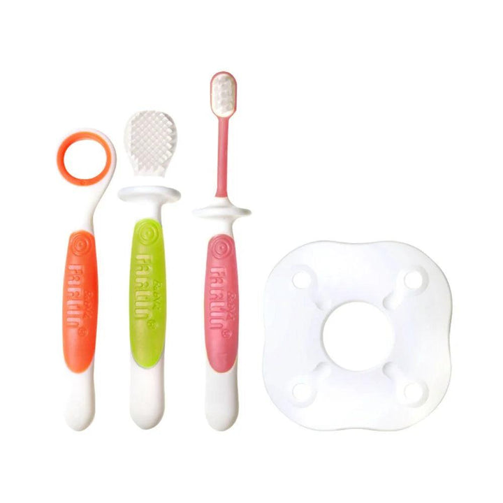 Farlin3 Stage Baby Oral Hygiene Tooth Brush Set - 3 Pieces - Zrafh.com - Your Destination for Baby & Mother Needs in Saudi Arabia