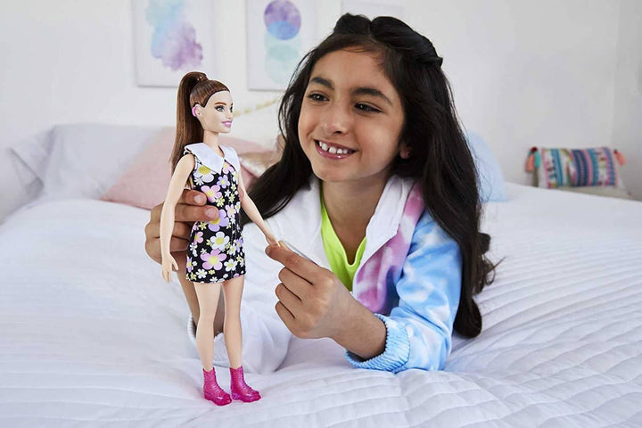 Barbie Fashionistas Doll - Daisy Dress (Hearing Aid) HBV19 - ZRAFH