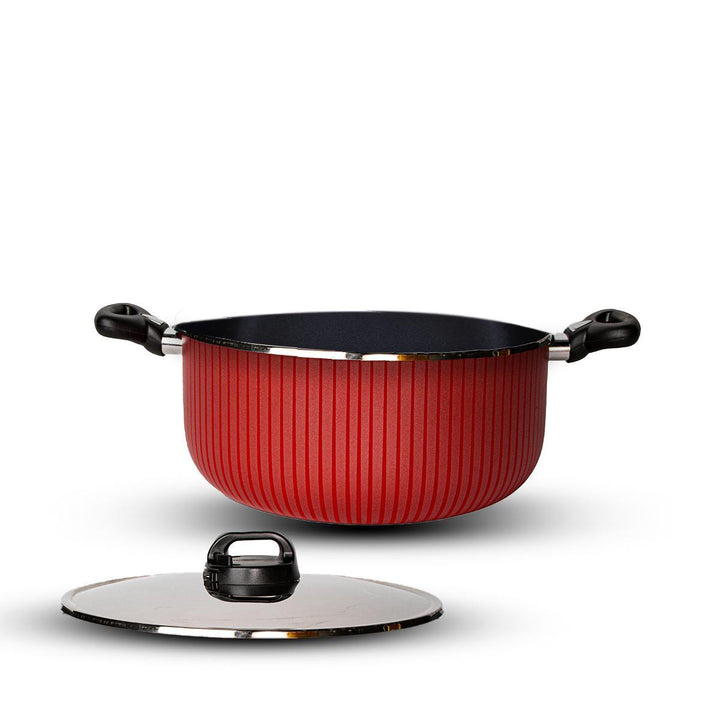 Family Ship Cooking pot with stainless steel lid, 18 cm -Red / black - Zrafh.com - Your Destination for Baby & Mother Needs in Saudi Arabia