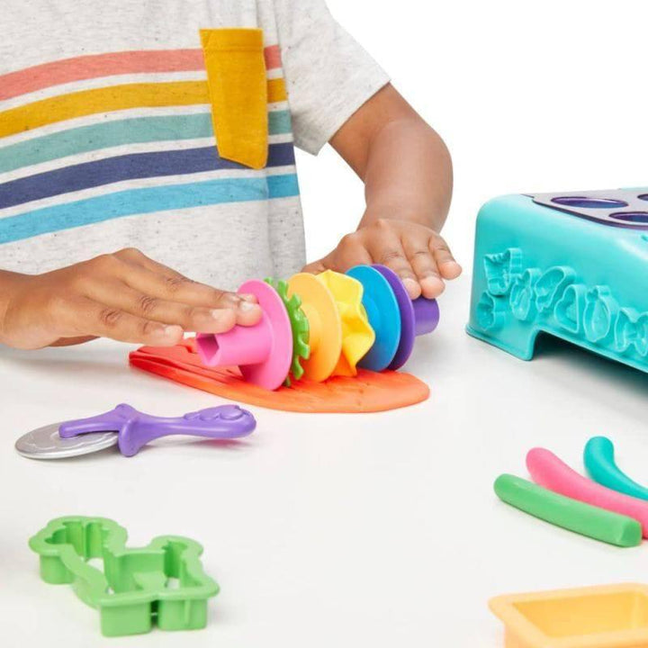 Play-Doh On The Go Imagine and Store Studio - 30 Tools and 10 Cans - ZRAFH