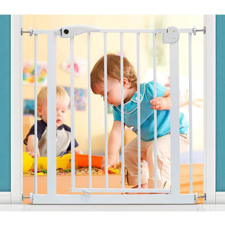Baby Safe Metal Safety Gate w/t 10cm Extension - White - Zrafh.com - Your Destination for Baby & Mother Needs in Saudi Arabia