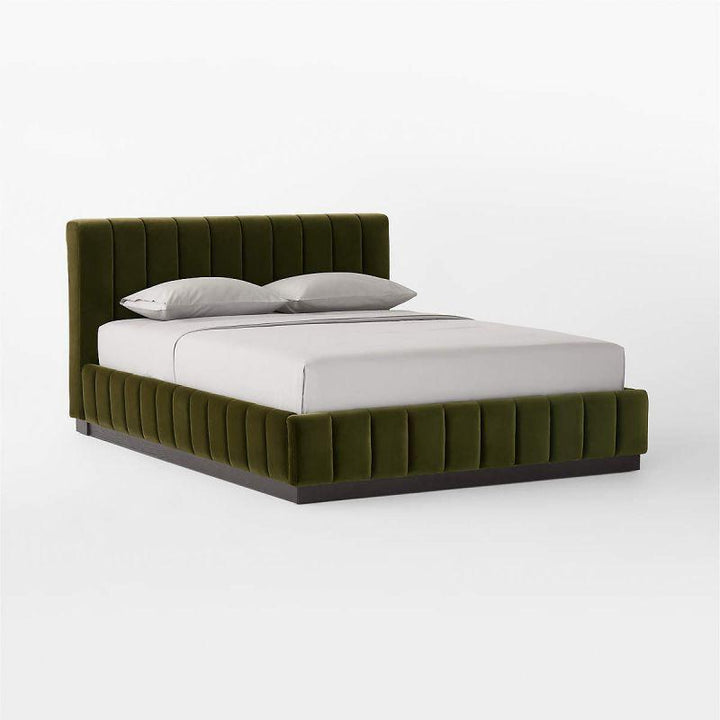 Royal Elegance: Swedish Wood King Bed - Majestic Green Harmony (160x200x140) by Alhome - Zrafh.com - Your Destination for Baby & Mother Needs in Saudi Arabia