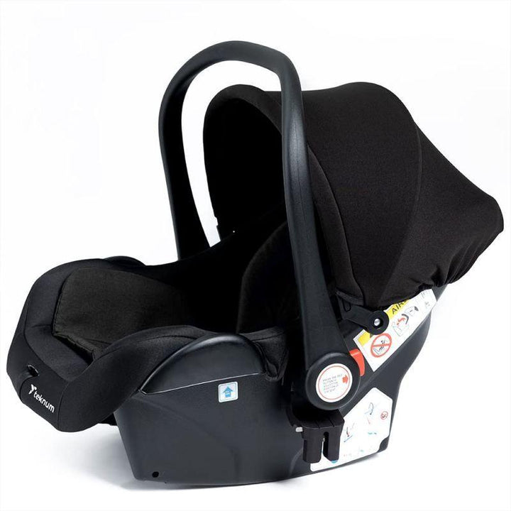 Teknum Travel Car Seat - Black - Zrafh.com - Your Destination for Baby & Mother Needs in Saudi Arabia