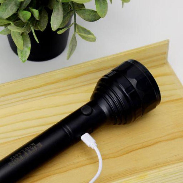 Krypton Rechargeable LED Flashlight - 3 w - KNFL5442 - Zrafh.com - Your Destination for Baby & Mother Needs in Saudi Arabia