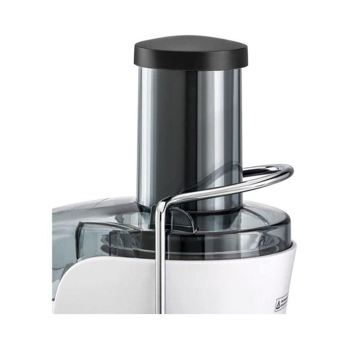 Black And Decker Juice Extractor with Large Feeding Chute - 1.5 L - 800W - White - Zrafh.com - Your Destination for Baby & Mother Needs in Saudi Arabia