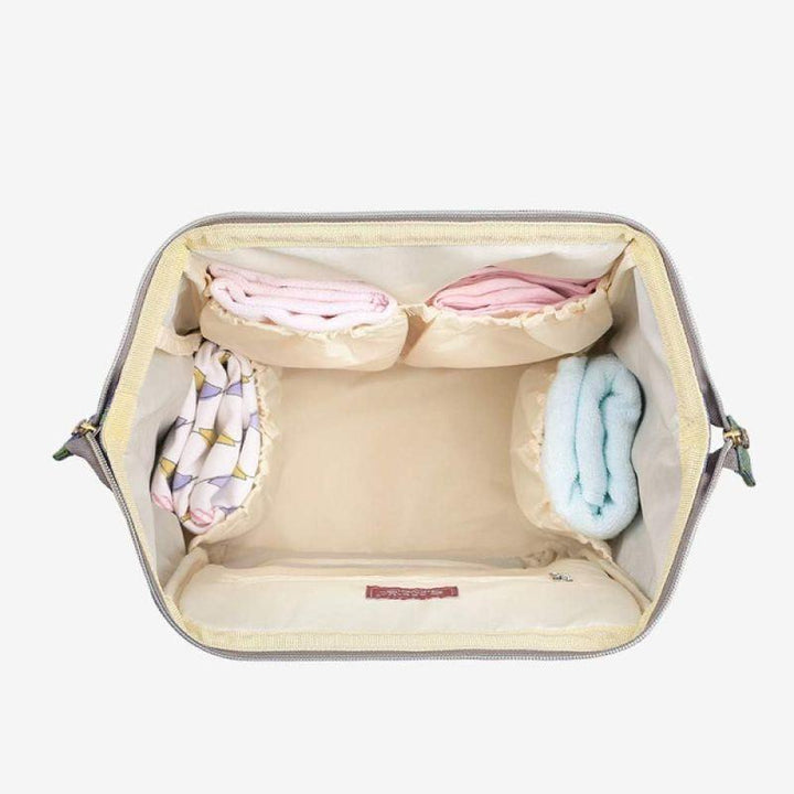Sunveno Diaper Bag With USB And Hooks - Green Dream Sky - Zrafh.com - Your Destination for Baby & Mother Needs in Saudi Arabia