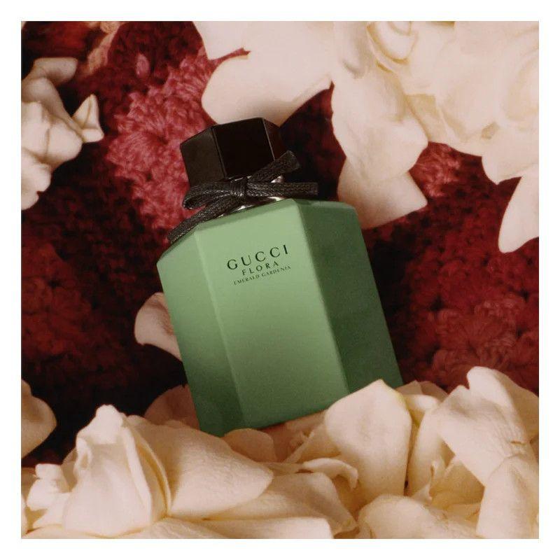 Explore our large variety of products with Gucci Flora Emerald