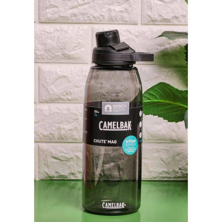 Camelbak drinking bottle chute mag 50 Oz - clear - ZRAFH